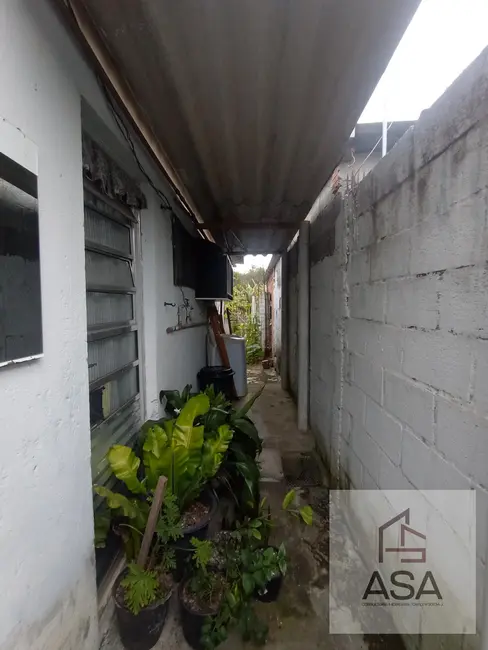 Foto 3 de Casa com 1 quarto para alugar, 150m2 em Jardim Planalto, Mogi Das Cruzes - SP