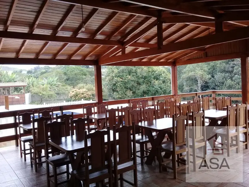 Chácara com 5 quartos à venda, 15000m2 em Guararema - SP - imagem 8 Foto 8 de Chácara com 5 quartos à venda, 15000m2 em Guararema - SP