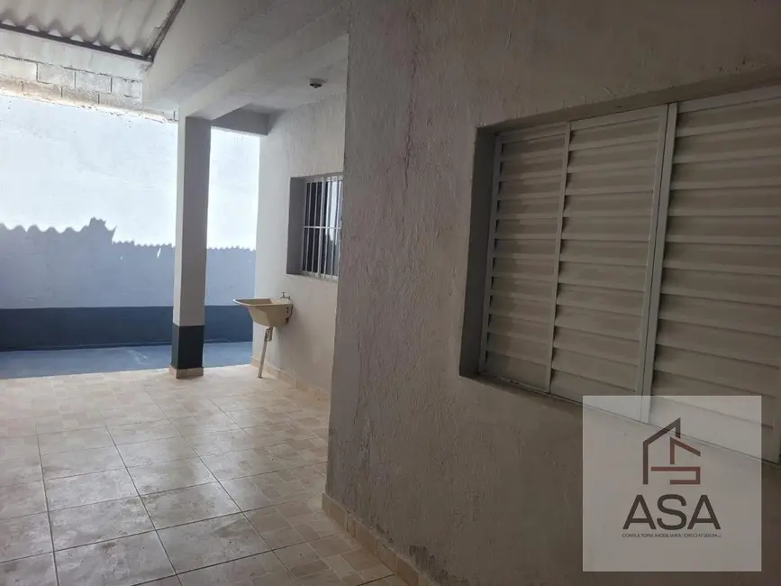 Foto 9 de Casa com 2 quartos para alugar, 70m2 em Vila Suissa, Mogi Das Cruzes - SP
