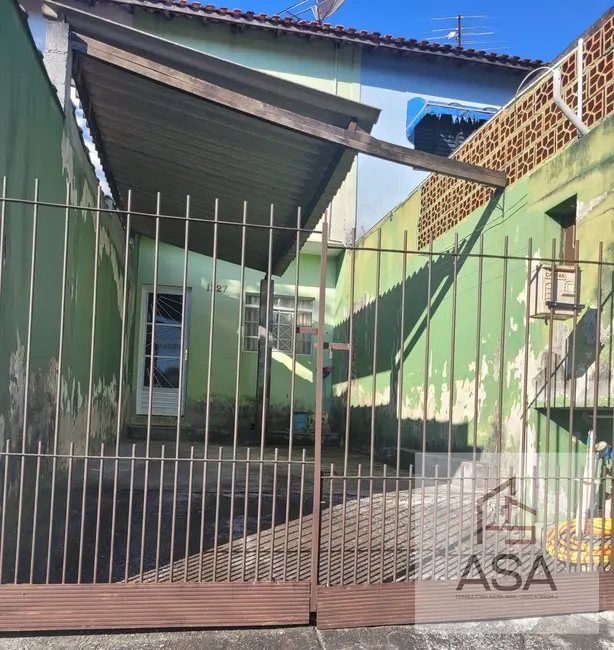 Foto 2 de Casa com 2 quartos à venda, 72m2 em Vila Caputera, Mogi Das Cruzes - SP