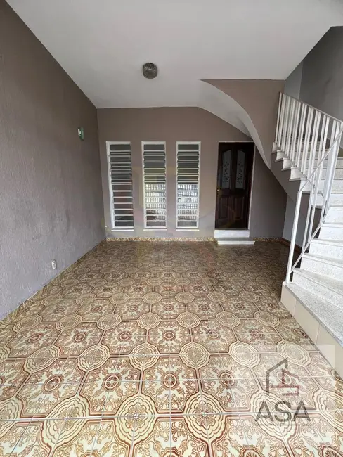 Foto 2 de Casa com 2 quartos para alugar, 80m2 em Centro, Mogi Das Cruzes - SP