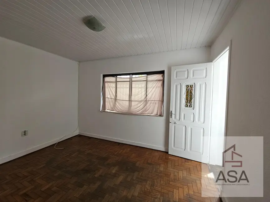 Casa com 2 quartos para alugar, 136m2 em Vila Lavínia, Mogi Das Cruzes - SP - imagem 8 Foto 8 de Casa com 2 quartos para alugar, 136m2 em Vila Lavínia, Mogi Das Cruzes - SP