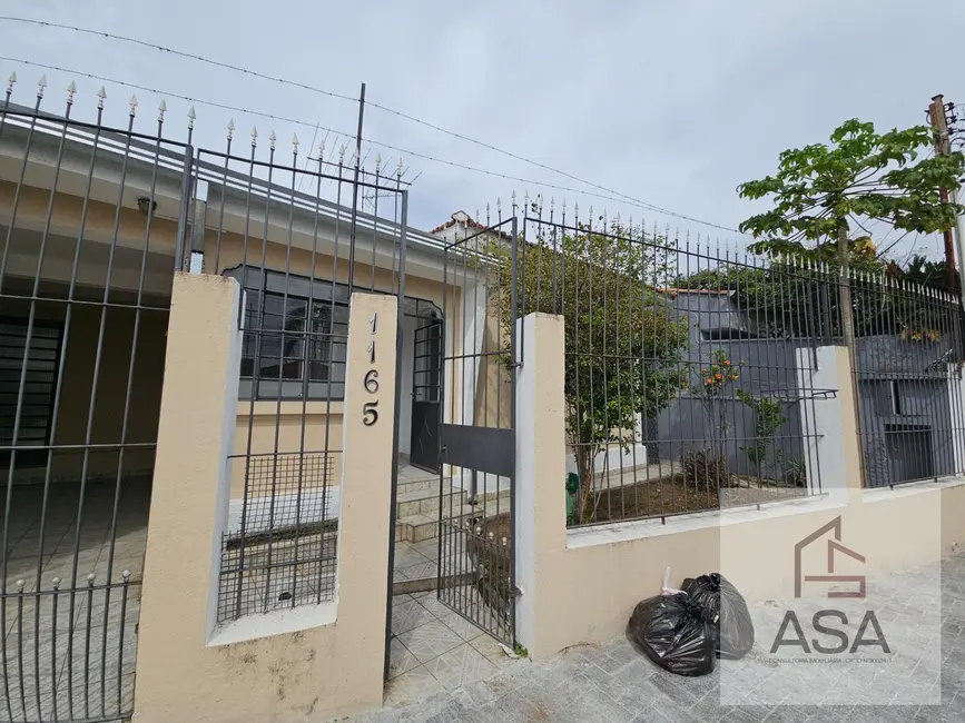 Casa com 2 quartos para alugar, 136m2 em Vila Lavínia, Mogi Das Cruzes - SP - imagem 2 Foto 2 de Casa com 2 quartos para alugar, 136m2 em Vila Lavínia, Mogi Das Cruzes - SP