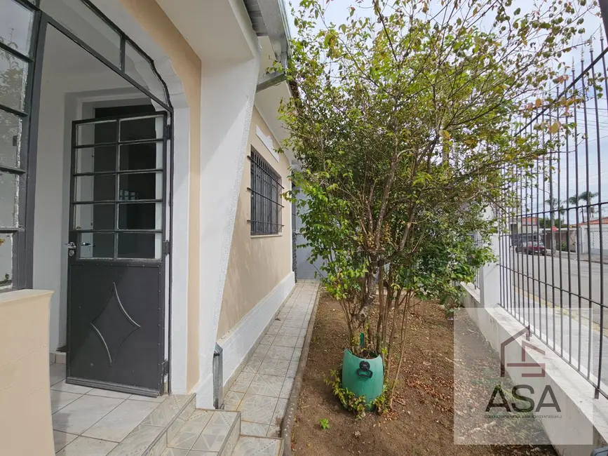 Casa com 2 quartos para alugar, 136m2 em Vila Lavínia, Mogi Das Cruzes - SP - imagem 1 Foto 1 de Casa com 2 quartos para alugar, 136m2 em Vila Lavínia, Mogi Das Cruzes - SP