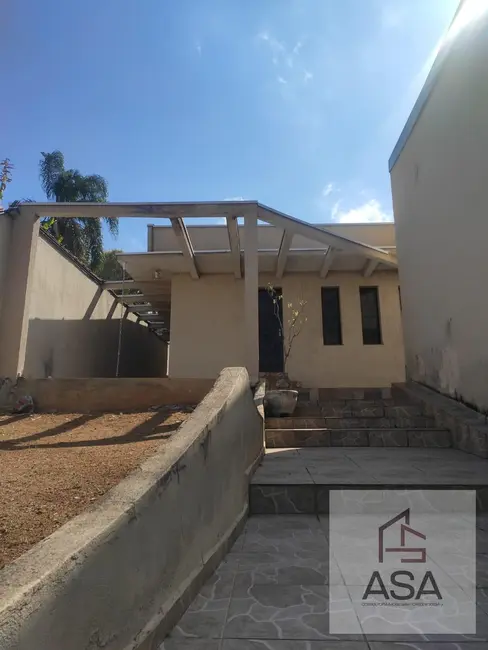 Foto 4 de Casa com 3 quartos para alugar, 120m2 em Parque Santana, Mogi Das Cruzes - SP