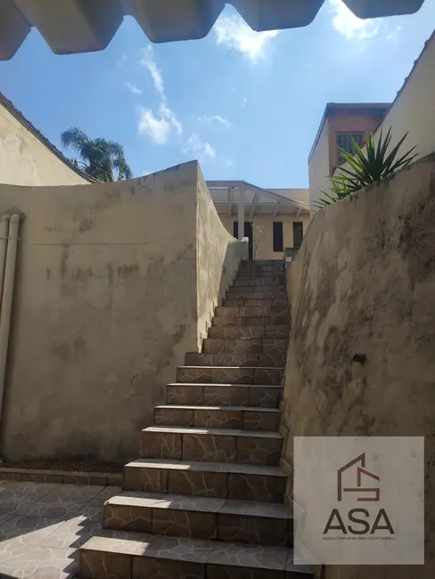 Foto 2 de Casa com 3 quartos para alugar, 120m2 em Parque Santana, Mogi Das Cruzes - SP