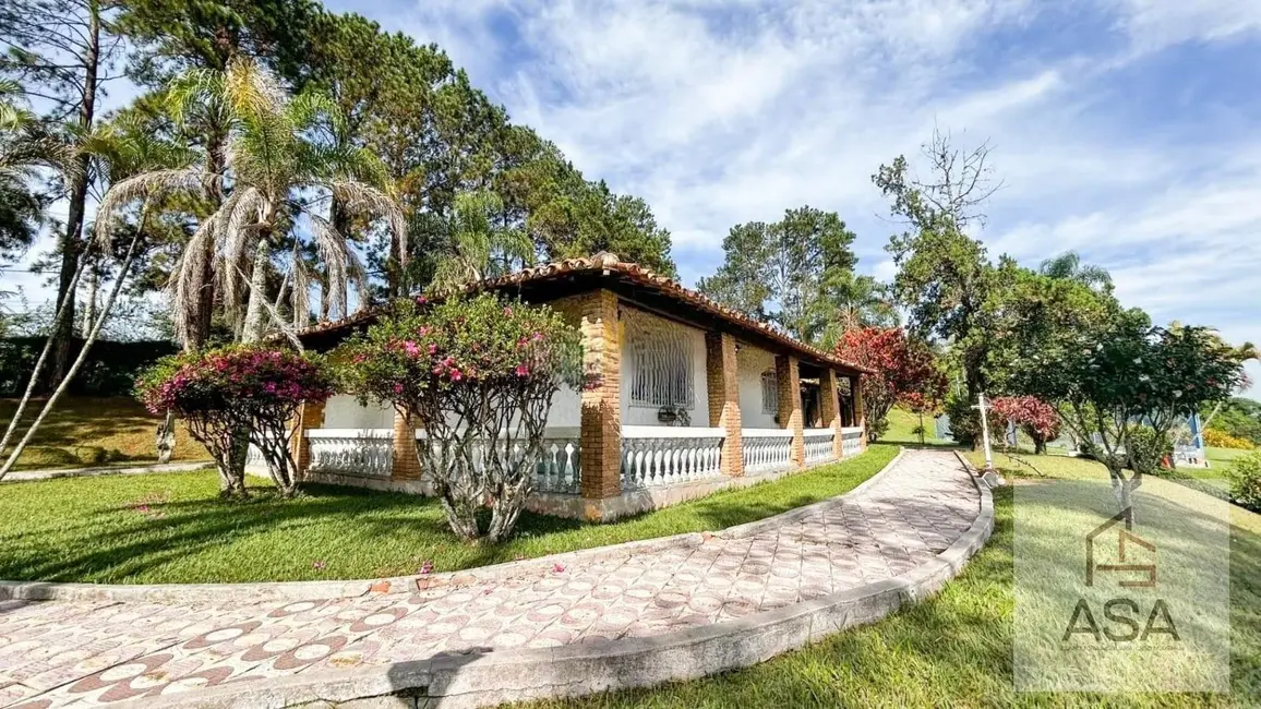 Chácara com 10 quartos à venda, 17378m2 em Guararema - SP - imagem 1 Foto 1 de Chácara com 10 quartos à venda, 17378m2 em Guararema - SP