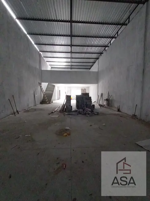 Foto 3 de Loja para alugar, 240m2 em Jardim Ponte Grande, Mogi Das Cruzes - SP