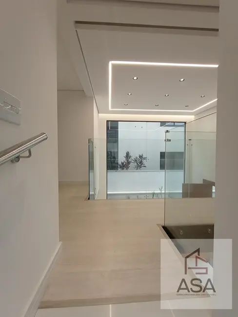 Casa de Condomínio com 3 quartos à venda e para alugar, 250m2 em Fazenda Rodeio, Mogi Das Cruzes - SP - imagem 8 Foto 8 de Casa de Condomínio com 3 quartos à venda e para alugar, 250m2 em Fazenda Rodeio, Mogi Das Cruzes - SP