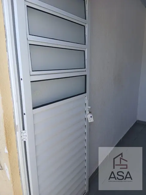 Foto 6 de Casa de Vila com 1 quarto para alugar, 30m2 em Vila São Paulo, Mogi Das Cruzes - SP