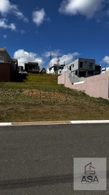Foto 1 de Terreno / Lote à venda, 300m2 em Cézar de Souza, Mogi Das Cruzes - SP