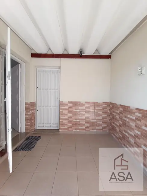 Foto 7 de Casa com 2 quartos para alugar, 180m2 em Vila Oliveira, Mogi Das Cruzes - SP
