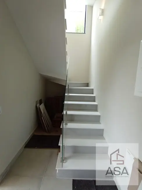 Foto 6 de Casa de Condomínio com 3 quartos à venda, 265m2 em Fazenda Rodeio, Mogi Das Cruzes - SP