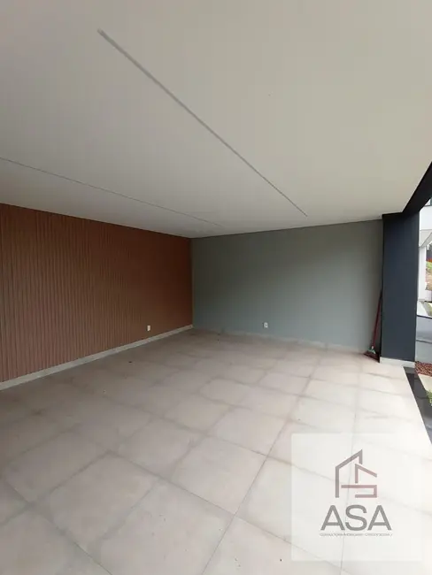 Foto 4 de Casa de Condomínio com 3 quartos à venda, 265m2 em Fazenda Rodeio, Mogi Das Cruzes - SP