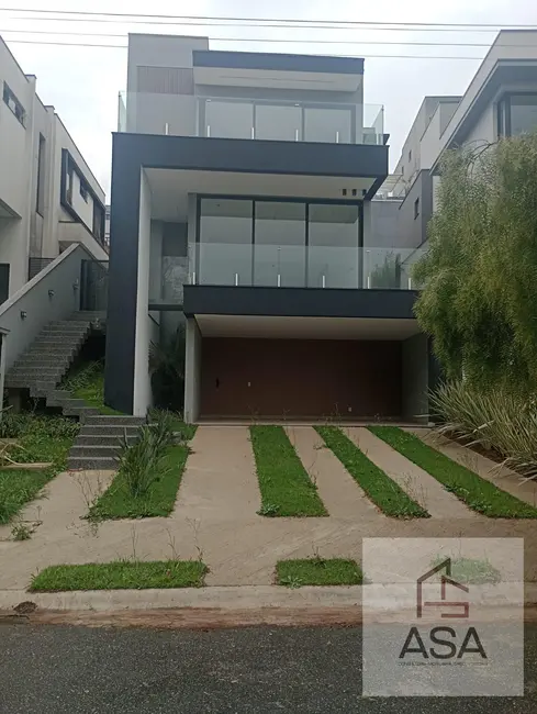 Foto 2 de Casa de Condomínio com 3 quartos à venda, 265m2 em Fazenda Rodeio, Mogi Das Cruzes - SP