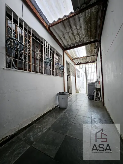 Foto 2 de Casa com 3 quartos à venda, 300m2 em Mogi Das Cruzes - SP