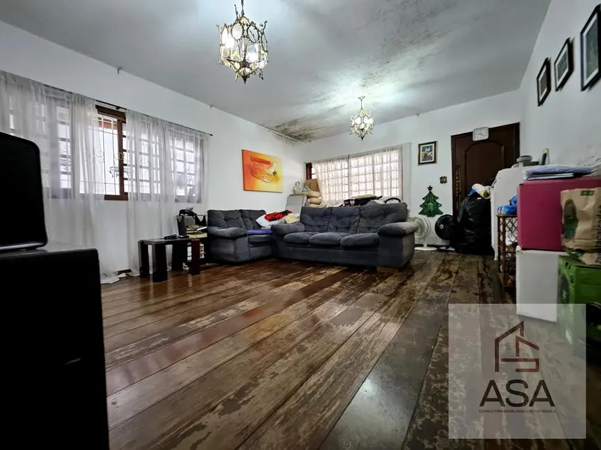 Foto 9 de Casa com 3 quartos à venda, 300m2 em Mogi Das Cruzes - SP