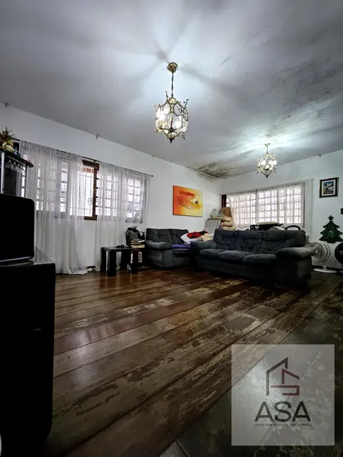 Foto 8 de Casa com 3 quartos à venda, 300m2 em Mogi Das Cruzes - SP