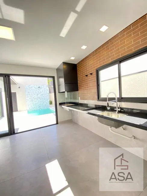 Foto 2 de Casa de Condomínio com 3 quartos à venda, 360m2 em Cézar de Souza, Mogi Das Cruzes - SP