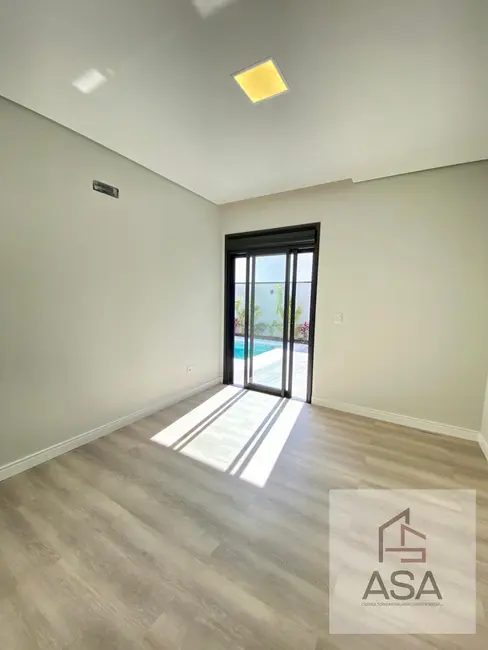 Foto 8 de Casa de Condomínio com 3 quartos à venda, 360m2 em Cézar de Souza, Mogi Das Cruzes - SP