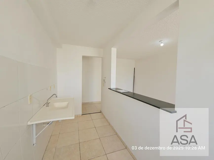 Foto 2 de Apartamento com 2 quartos para alugar, 48m2 em Loteamento Mogilar, Mogi Das Cruzes - SP
