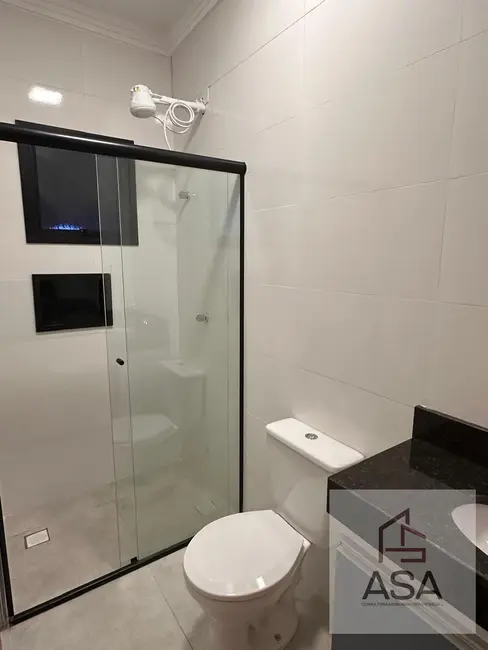 Casa com 1 quarto para alugar, 33m2 em Vila Oliveira, Mogi Das Cruzes - SP - imagem 7 Foto 7 de Casa com 1 quarto para alugar, 33m2 em Vila Oliveira, Mogi Das Cruzes - SP