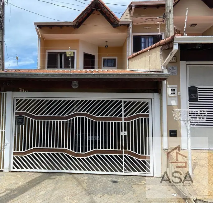 Foto 1 de Casa com 2 quartos à venda, 125m2 em Vila Suissa, Mogi Das Cruzes - SP