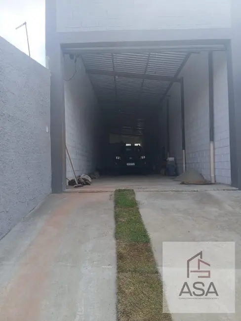 Foto 2 de Armazém / Galpão para alugar, 250m2 em Vila São Paulo, Mogi Das Cruzes - SP