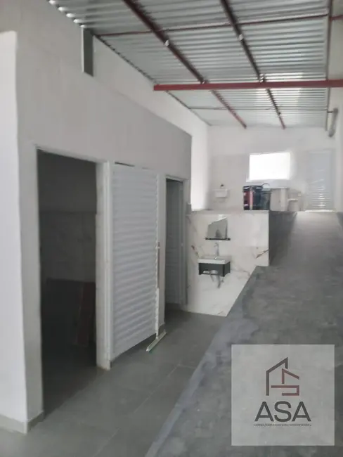 Foto 4 de Armazém / Galpão para alugar, 250m2 em Vila São Paulo, Mogi Das Cruzes - SP