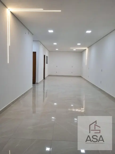 Foto 2 de Loja para alugar, 70m2 em Mogi Das Cruzes - SP