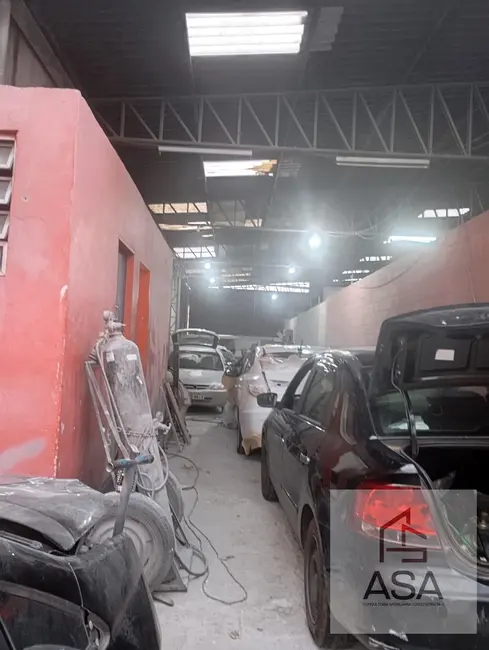 Foto 8 de Armazém / Galpão à venda, 300m2 em Vila Mogilar, Mogi Das Cruzes - SP