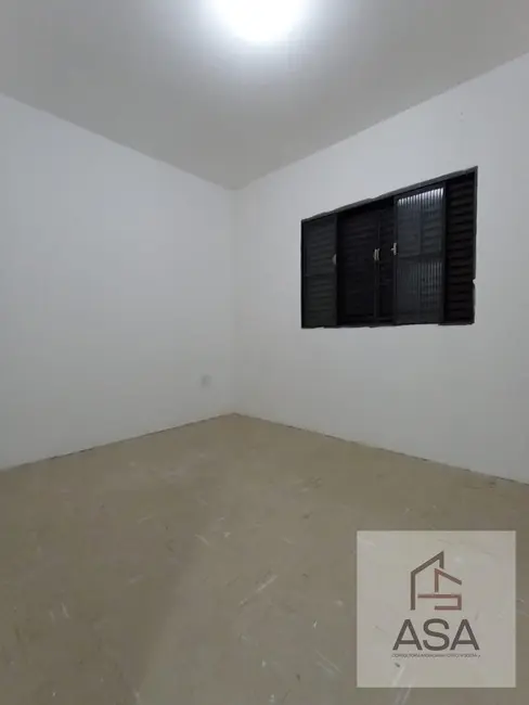 Casa com 3 quartos para alugar, 180m2 em Vila Oliveira, Mogi Das Cruzes - SP - imagem 8 Foto 8 de Casa com 3 quartos para alugar, 180m2 em Vila Oliveira, Mogi Das Cruzes - SP