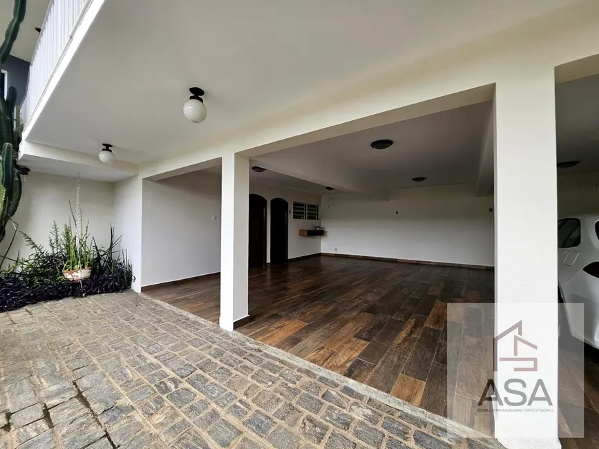 Foto 6 de Casa Comercial com 4 quartos para alugar, 2880m2 em Vila Suissa, Mogi Das Cruzes - SP