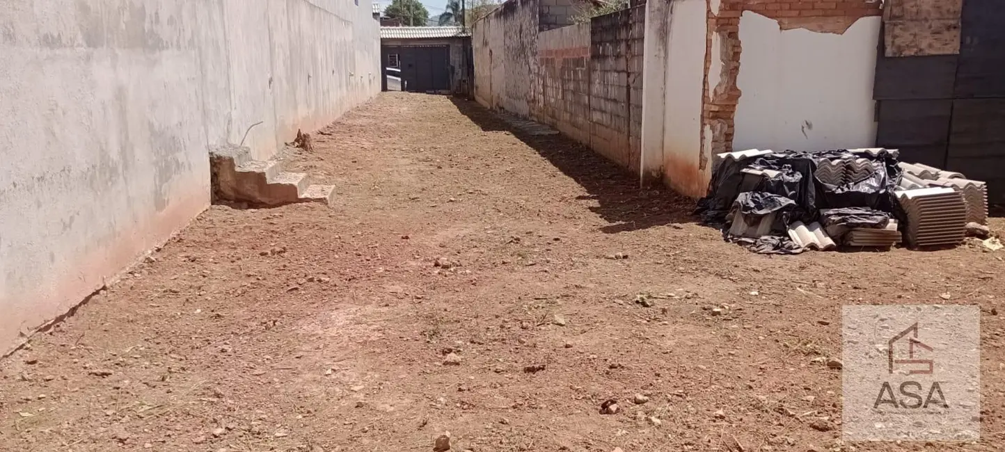 Foto 3 de Terreno / Lote à venda, 300m2 em Mogi Das Cruzes - SP