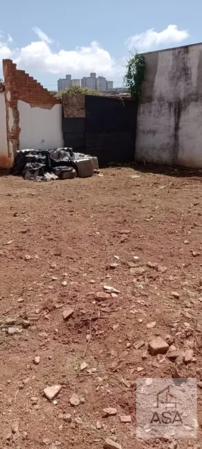 Foto 4 de Terreno / Lote à venda, 300m2 em Mogi Das Cruzes - SP