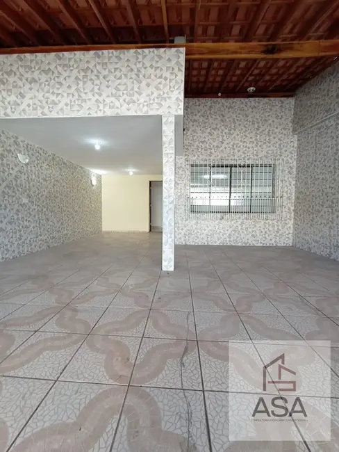 Foto 2 de Casa com 2 quartos para alugar, 200m2 em Vila Oliveira, Mogi Das Cruzes - SP