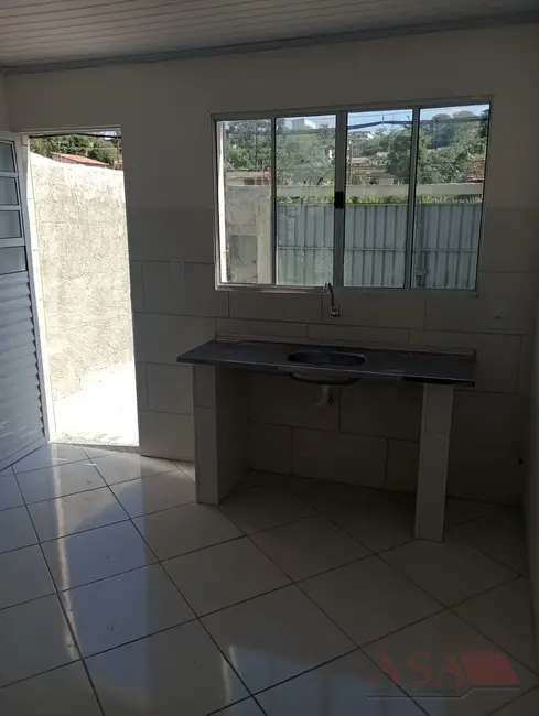 Foto 7 de Casa de Vila com 1 quarto para alugar, 30m2 em Vila São Paulo, Mogi Das Cruzes - SP