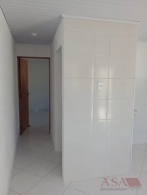 Foto 1 de Casa de Vila com 1 quarto para alugar, 30m2 em Vila São Paulo, Mogi Das Cruzes - SP