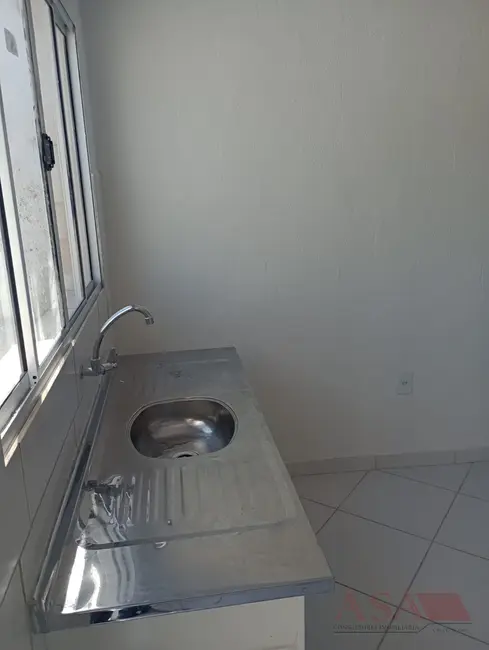 Foto 5 de Casa de Vila com 1 quarto para alugar, 30m2 em Vila São Paulo, Mogi Das Cruzes - SP