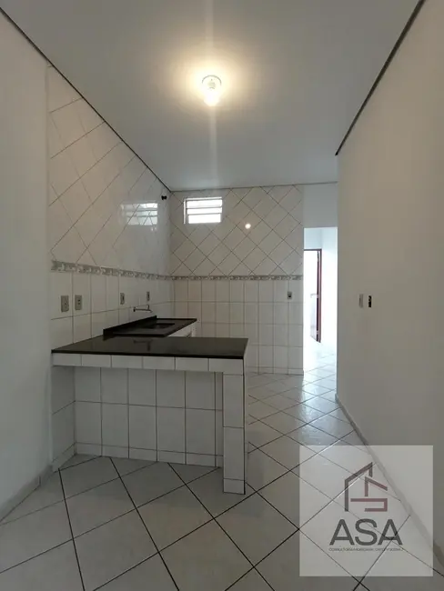 Apartamento com 1 quarto para alugar, 30m2 em Centro, Mogi Das Cruzes - SP - imagem 4 Foto 4 de Apartamento com 1 quarto para alugar, 30m2 em Centro, Mogi Das Cruzes - SP