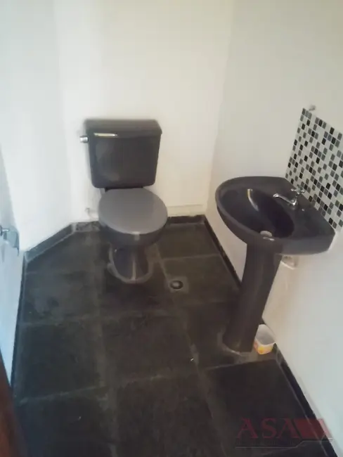 Sala Comercial para alugar, 47m2 em Centro Cívico, Mogi Das Cruzes - SP - imagem 2 Foto 2 de Sala Comercial para alugar, 47m2 em Centro Cívico, Mogi Das Cruzes - SP