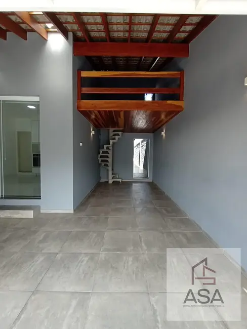 Casa com 3 quartos para alugar, 210m2 em Vila Oliveira, Mogi Das Cruzes - SP - imagem 3 Foto 3 de Casa com 3 quartos para alugar, 210m2 em Vila Oliveira, Mogi Das Cruzes - SP