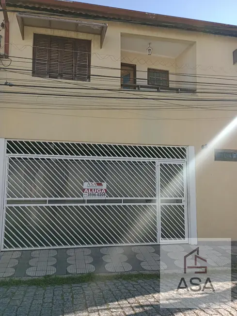 Casa com 3 quartos para alugar, 95m2 em Centro, Mogi Das Cruzes - SP - imagem 2 Foto 2 de Casa com 3 quartos para alugar, 95m2 em Centro, Mogi Das Cruzes - SP