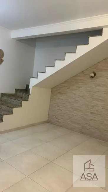 Casa com 3 quartos para alugar em Cézar de Souza, Mogi Das Cruzes - SP - imagem 4 Foto 4 de Casa com 3 quartos para alugar em Cézar de Souza, Mogi Das Cruzes - SP