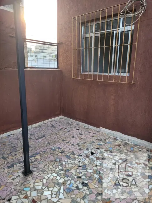 Foto 2 de Apartamento com 1 quarto para alugar, 25m2 em Centro, Mogi Das Cruzes - SP