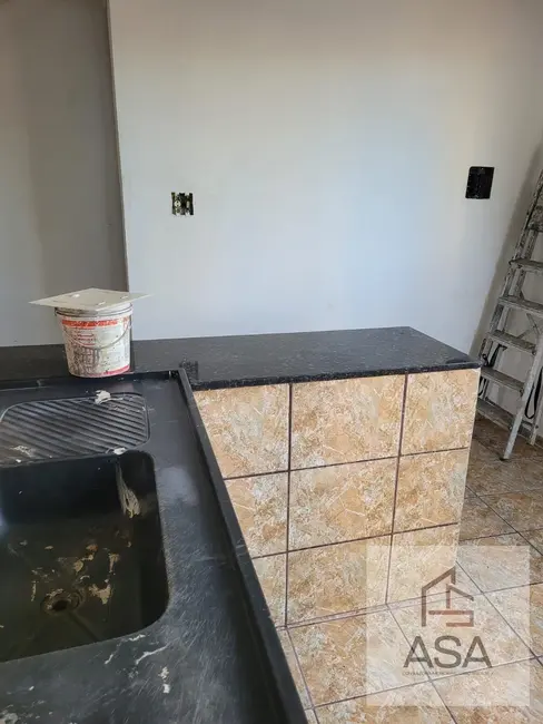 Foto 4 de Apartamento com 1 quarto para alugar, 25m2 em Centro, Mogi Das Cruzes - SP