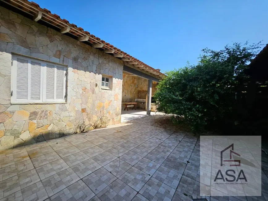 Foto 2 de Casa com 4 quartos à venda, 330m2 em Bertioga - SP