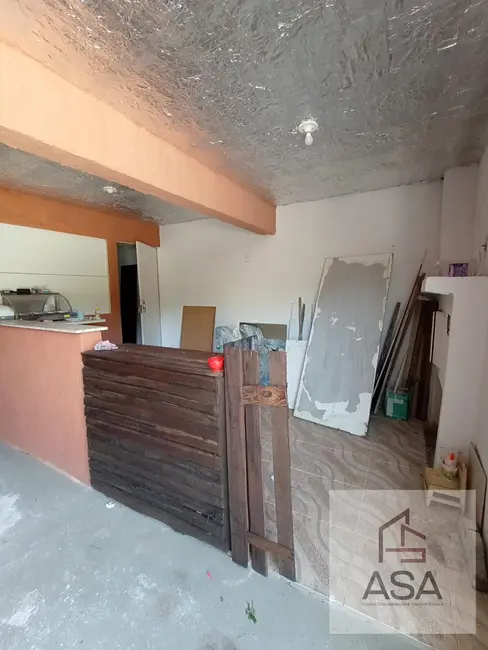 Casa com 4 quartos à venda, 158m2 em Parque Residencial Itapeti, Mogi Das Cruzes - SP - imagem 2 Foto 2 de Casa com 4 quartos à venda, 158m2 em Parque Residencial Itapeti, Mogi Das Cruzes - SP