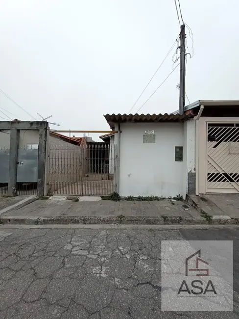 Casa com 3 quartos à venda, 130m2 em Conjunto Residencial Cocuera, Mogi Das Cruzes - SP - imagem 2 Foto 2 de Casa com 3 quartos à venda, 130m2 em Conjunto Residencial Cocuera, Mogi Das Cruzes - SP