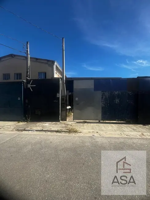 Foto 2 de Armazém / Galpão à venda, 250m2 em Cézar de Souza, Mogi Das Cruzes - SP